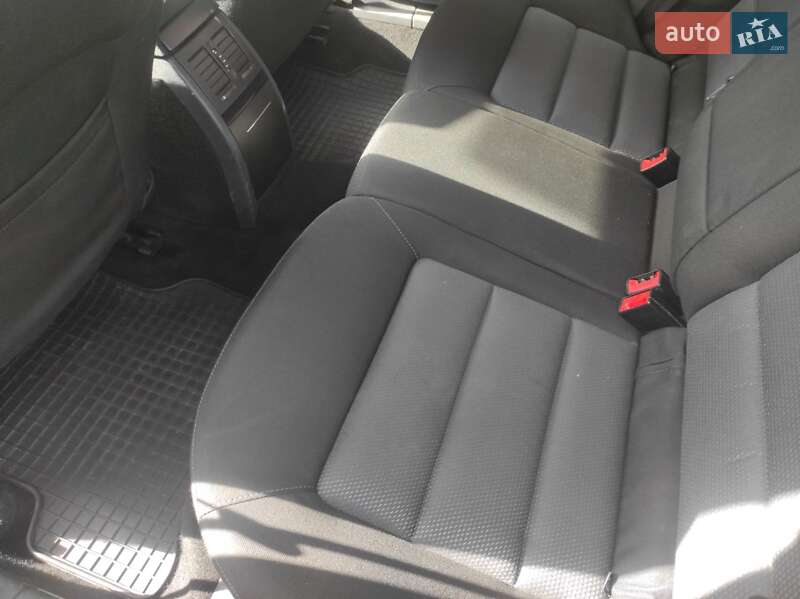 Универсал Skoda Octavia 2006 в Сарнах