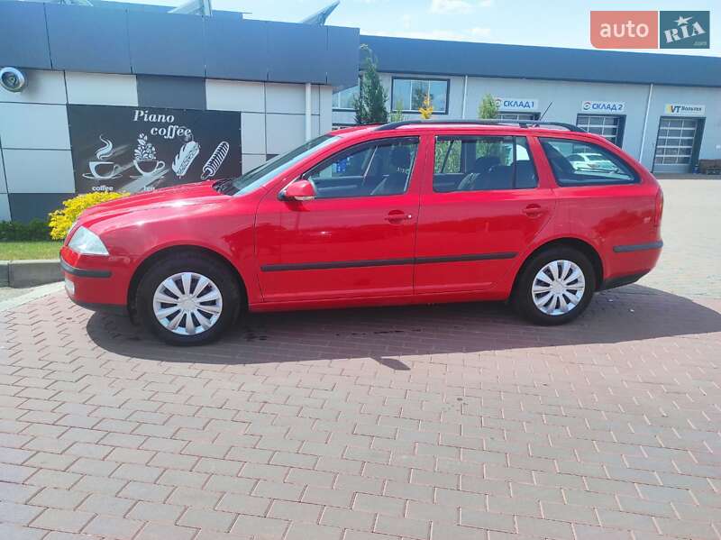 Универсал Skoda Octavia 2006 в Сарнах