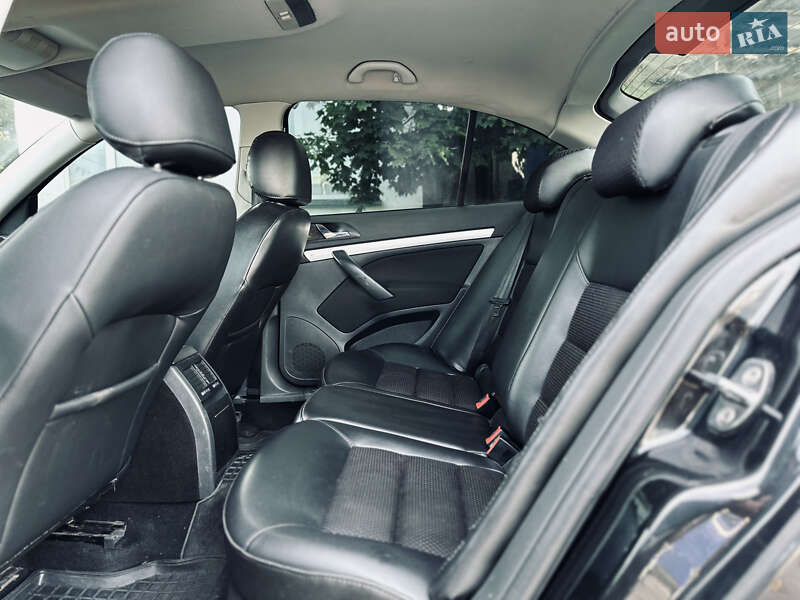 Ліфтбек Skoda Octavia 2006 в Києві