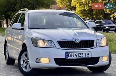 Універсал Skoda Octavia 2012 в 