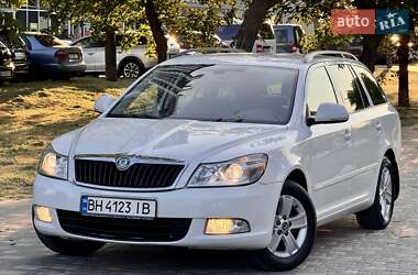 Універсал Skoda Octavia 2012 в 
