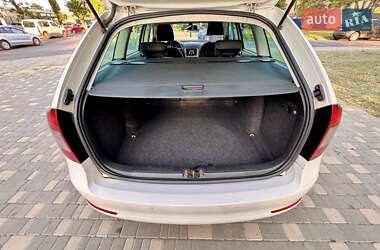 Універсал Skoda Octavia 2012 в 