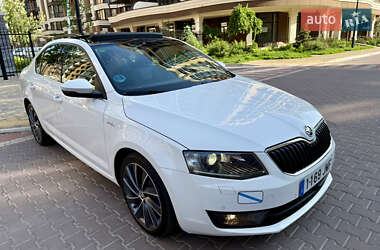 Лифтбек Skoda Octavia 2016 в 
