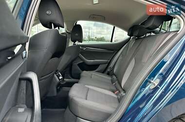 Ліфтбек Skoda Octavia 2020 в 