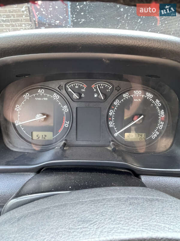 Лифтбек Skoda Octavia 2007 в Тростянце