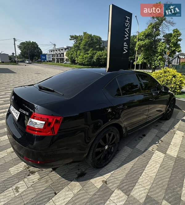 Ліфтбек Skoda Octavia 2017 в Ужгороді