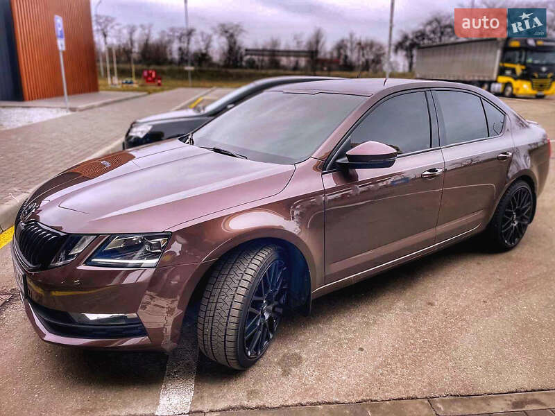 Лифтбек Skoda Octavia 2017 в 