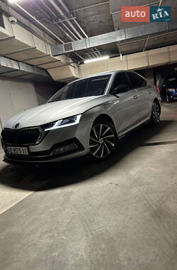 Лифтбек Skoda Octavia 2022 в 