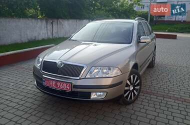 Универсал Skoda Octavia 2008 в Дубно