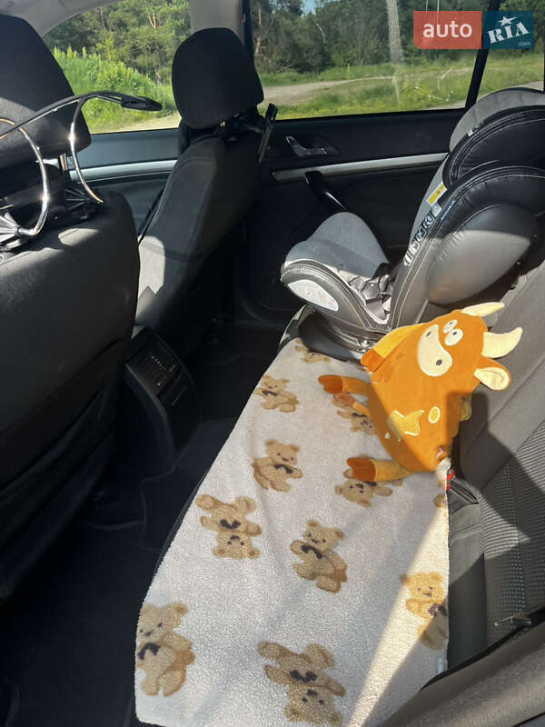 Універсал Skoda Octavia 2006 в Житомирі