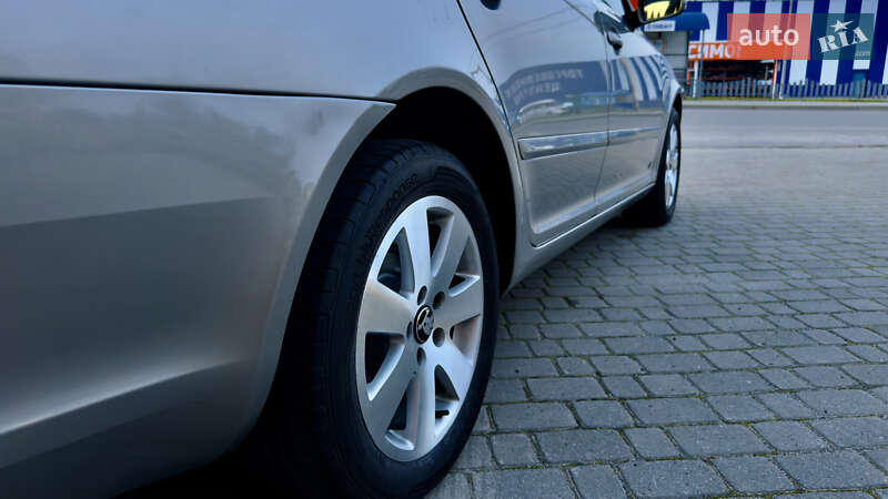 Універсал Skoda Octavia 2013 в Шепетівці