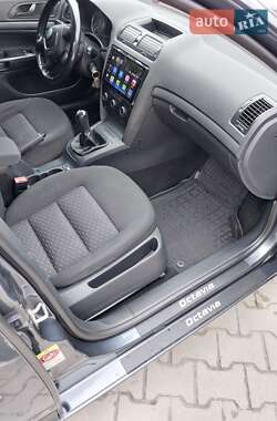 Универсал Skoda Octavia 2009 в 
