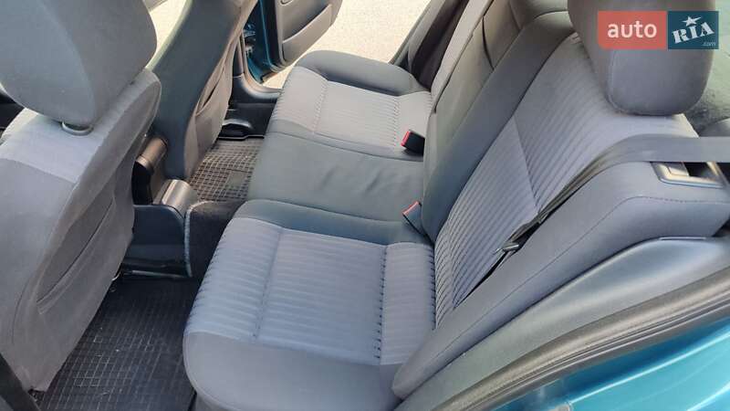 Лифтбек Skoda Octavia 2003 в Буче