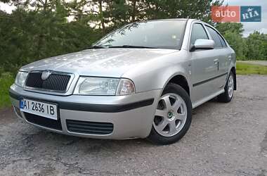 Ліфтбек Skoda Octavia 2001 в 