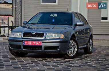 Ліфтбек Skoda Octavia 2004 в Сарнах