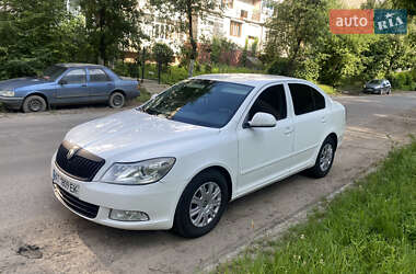 Лифтбек Skoda Octavia 2010 в Черновцах