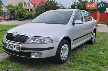 Лифтбек Skoda Octavia 2006 в Немирове