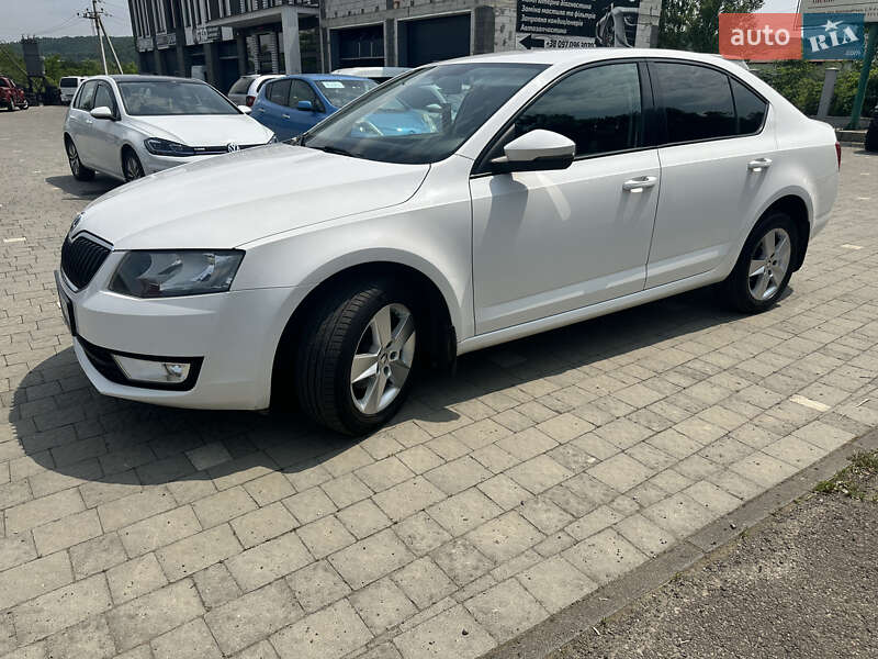 Ліфтбек Skoda Octavia 2015 в Іршаві