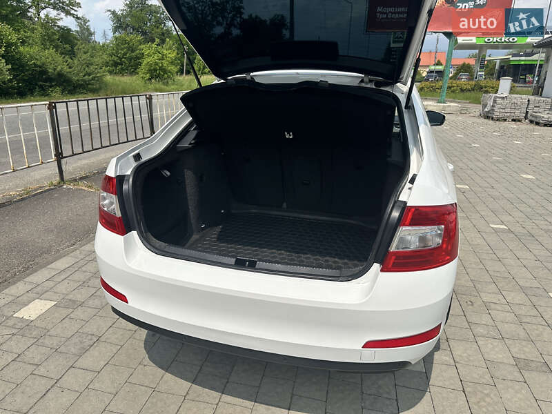 Ліфтбек Skoda Octavia 2015 в Іршаві