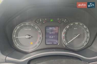 Лифтбек Skoda Octavia 2004 в 