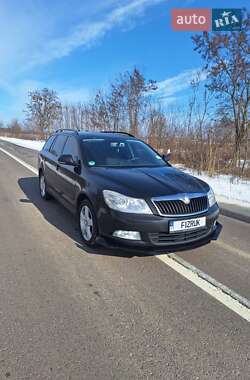 Універсал Skoda Octavia 2010 в Петропавлівській Борщагівці