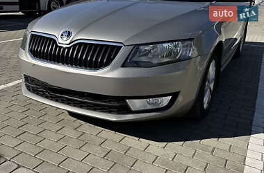 Лифтбек Skoda Octavia 2014 в Доброполье