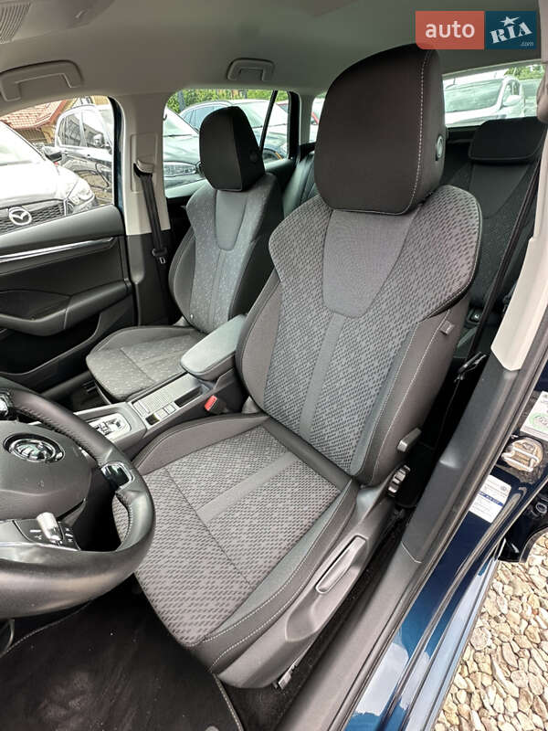 Универсал Skoda Octavia 2021 в Ивано-Франковске