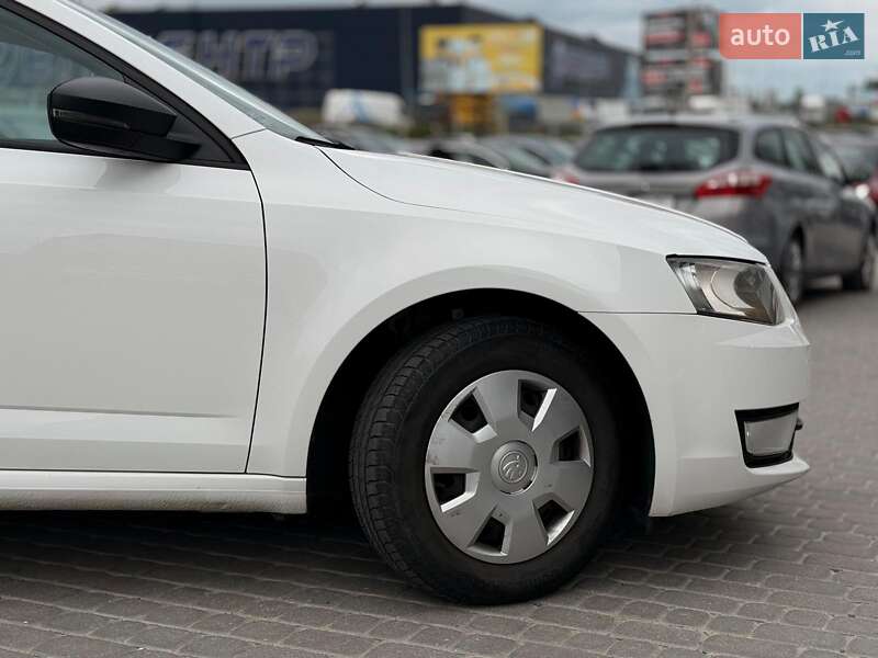 Лифтбек Skoda Octavia 2016 в Львове