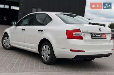 Лифтбек Skoda Octavia 2016 в 
