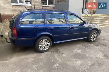 Універсал Skoda Octavia 2006 в Луцьку
