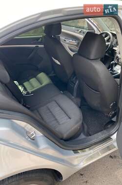 Лифтбек Skoda Octavia 2012 в 