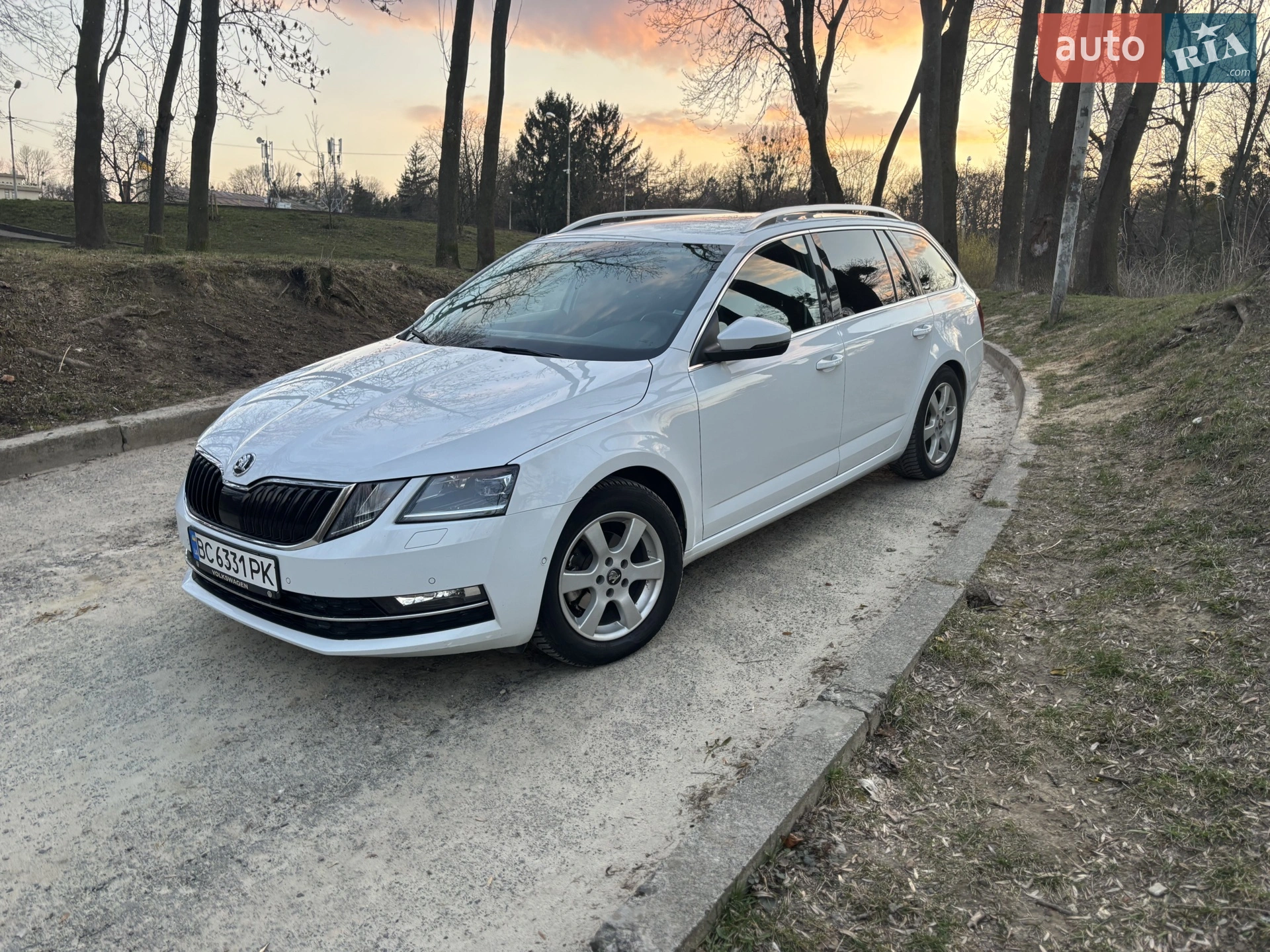 2017 Skoda Octavia - мініатюра 2