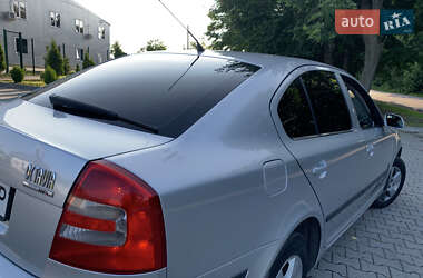 Лифтбек Skoda Octavia 2008 в 