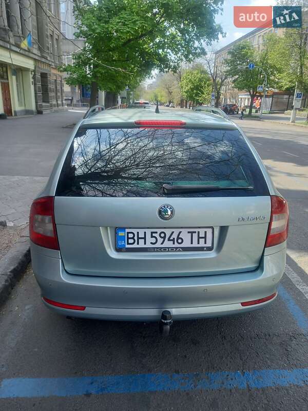 Універсал Skoda Octavia 2009 в Одесі