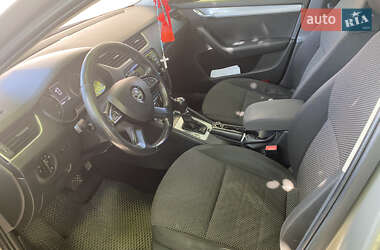 Універсал Skoda Octavia 2014 в Ужгороді