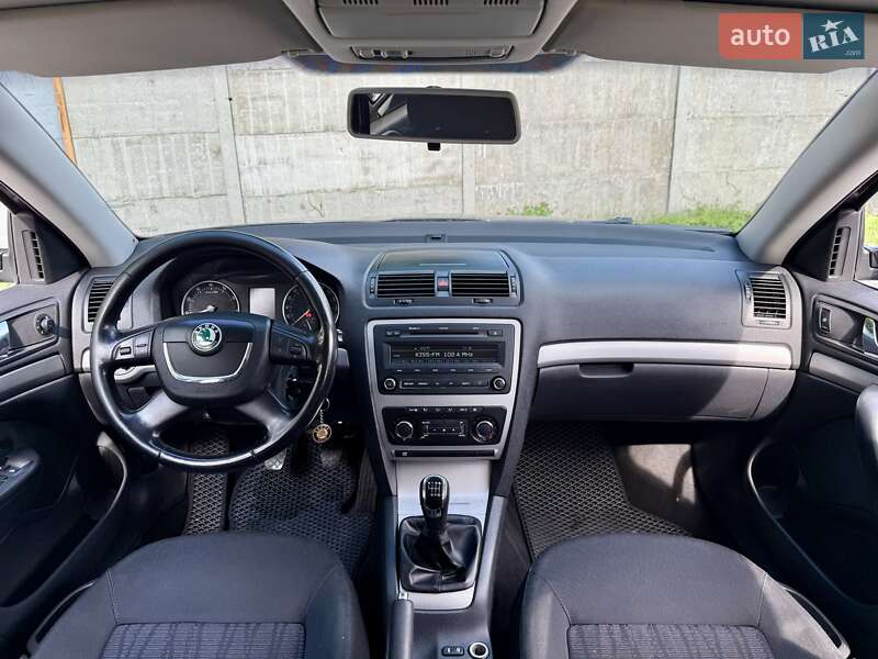 Лифтбек Skoda Octavia 2010 в Харькове