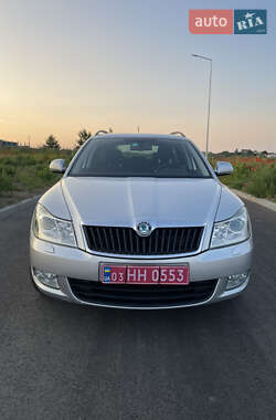 Универсал Skoda Octavia 2011 в Ровно