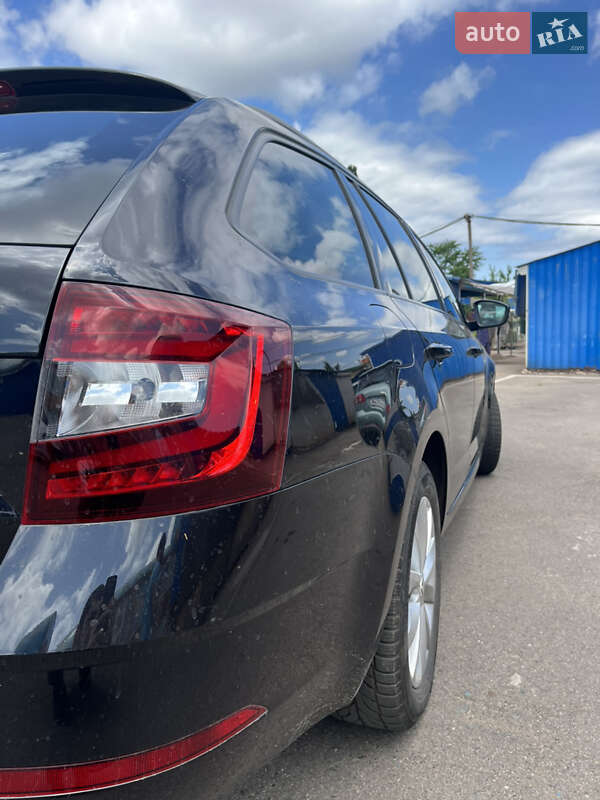 Универсал Skoda Octavia 2018 в Кривом Роге