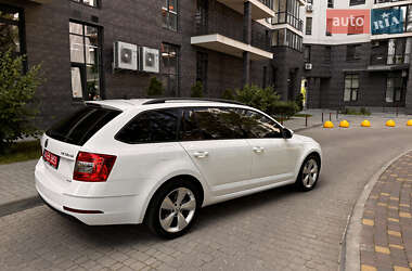 Универсал Skoda Octavia 2020 в 