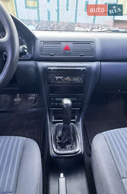 Лифтбек Skoda Octavia 2004 в 