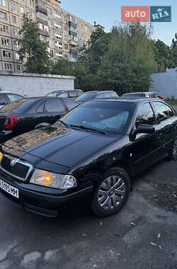 Лифтбек Skoda Octavia 2006 в Киеве