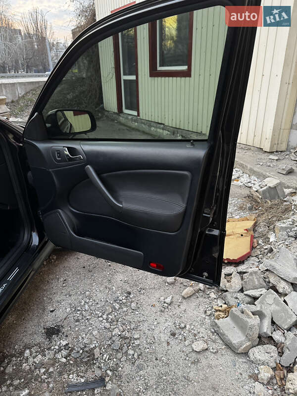 Ліфтбек Skoda Octavia 2006 в Києві