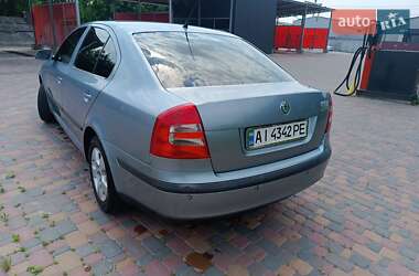 Лифтбек Skoda Octavia 2005 в 