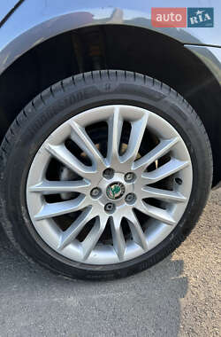 Универсал Skoda Octavia 2009 в 