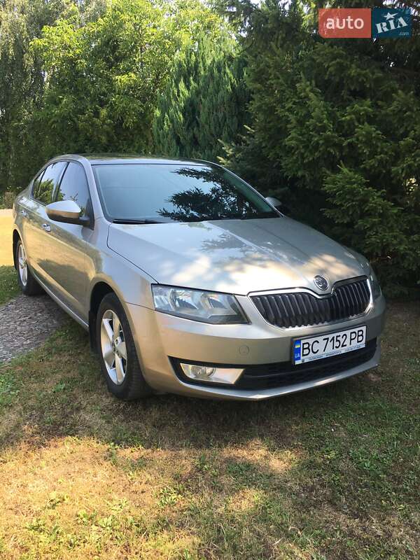 Лифтбек Skoda Octavia 2013 в Жовкве