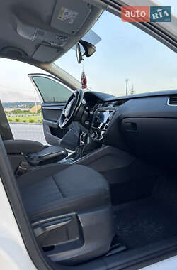 Лифтбек Skoda Octavia 2017 в Золочеве