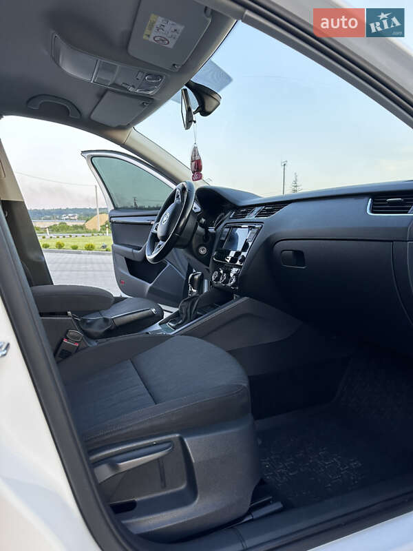 Ліфтбек Skoda Octavia 2017 в Золочеві