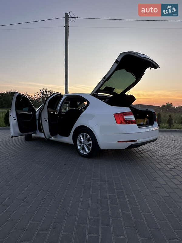 Ліфтбек Skoda Octavia 2017 в Золочеві