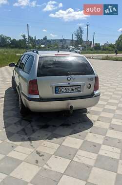 Универсал Skoda Octavia 2001 в Самборе