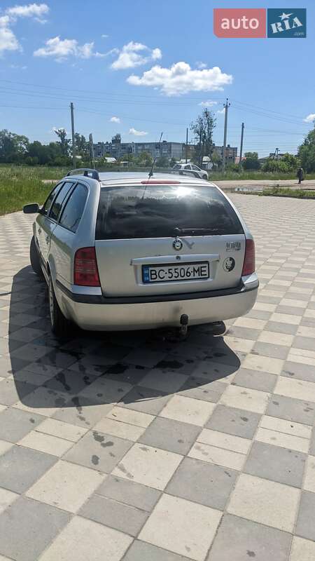 Универсал Skoda Octavia 2001 в Самборе